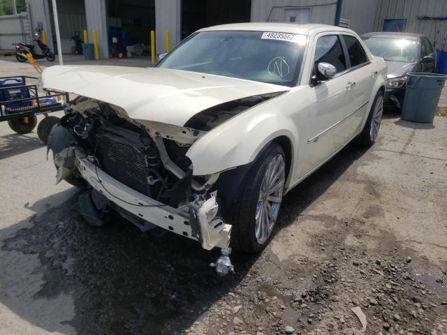 Photo 2 from auction – 2010 CHRYSLER 300C with VIN 2C3CA6CT6AH114511