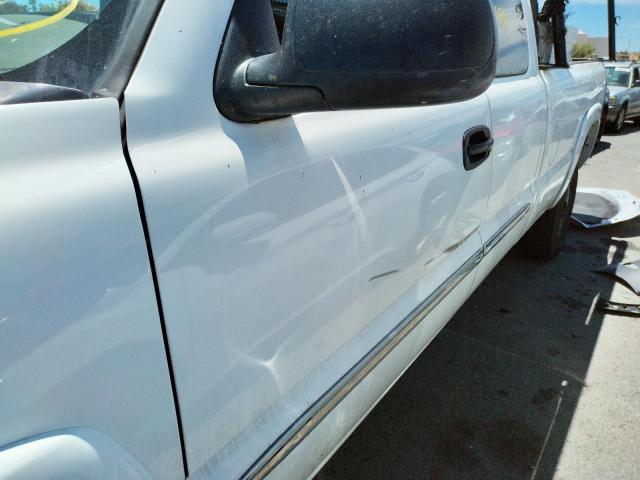 Photo 9 from auction – 2004 GMC SIERRA C25 with VIN 1GTHC29U64E248533