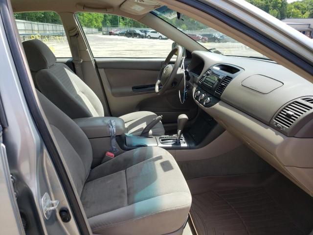Photo 5 from auction – 2005 TOYOTA CAMRY LE with VIN 4T1BE32K05U622796