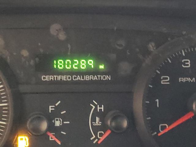 Photo 8 from auction – 2008 FORD CROWN VICT with VIN 2FAFP71V18X124354