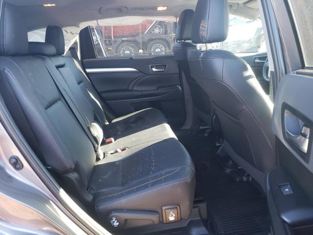 Photo 6 from auction – 2019 TOYOTA HIGHLANDER with VIN 5TDJZRFH2KS622658