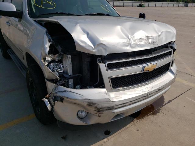 Photo 9 from auction – 2010 CHEVROLET TAHOE C150 with VIN 1GNUCBE05AR212734
