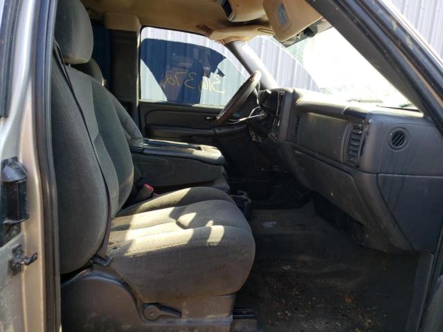 Photo 5 from auction – 2004 CHEVROLET SILVERADO with VIN 2GCEK19T041121639