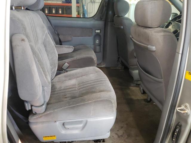 Photo 6 from auction – 2003 TOYOTA SIENNA CE with VIN 4T3ZF19C13U551207