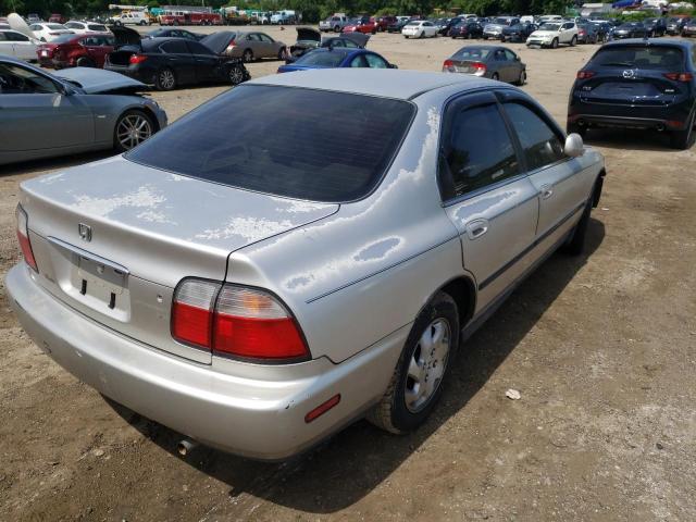 Photo 4 from auction – 1997 HONDA ACCORD with VIN JHMCD5639VC001653