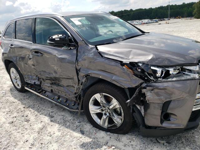 Photo 9 from auction – 2018 TOYOTA HIGHLANDER with VIN 5TDYZRFH6JS286784