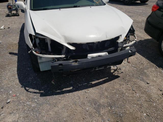 Photo 9 from auction – 2005 TOYOTA CAMRY LE with VIN 4T1BE30K35U615795