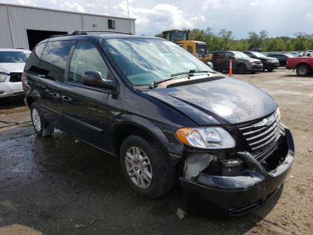 Photo 1 from auction – 2006 CHRYSLER TOWN & COU with VIN 1A4GP45R86B518065