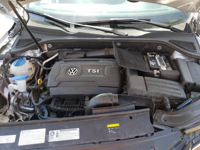 Photo 7 from auction – 2017 VOLKSWAGEN PASSAT SEL with VIN 1VWCT7A30HC080638