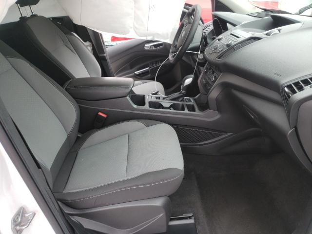 Photo 5 from auction – 2018 FORD ESCAPE SE with VIN 1FMCU0GD2JUC61355