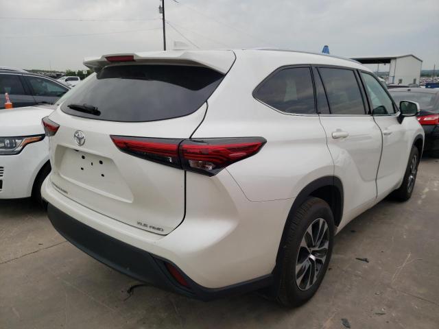 Photo 4 from auction – 2021 TOYOTA HIGHLANDER with VIN 5TDGZRBH6MS111893
