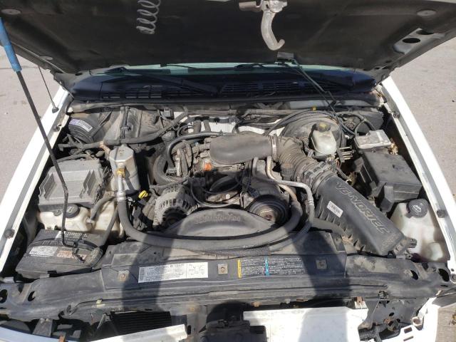 Photo 7 from auction – 2004 CHEVROLET BLAZER with VIN 1GNDT13X04K143023