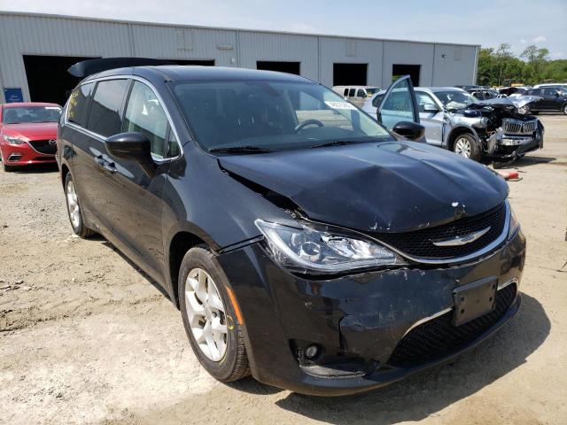 CHRYSLER PACIFICA T 2018 with VIN 2C4RC1FGXJR172357 - Photo from auction