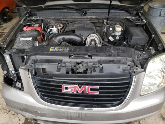 Photo 7 from auction – 2007 GMC YUKON with VIN 1GKFC13077R272462
