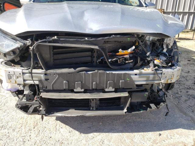 Photo 9 from auction – 2019 FORD FUSION SE with VIN 3FA6P0LU2KR204179