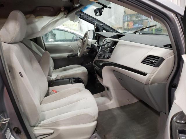 Photo 5 from auction – 2011 TOYOTA SIENNA LE with VIN 5TDJK3DC0BS018812