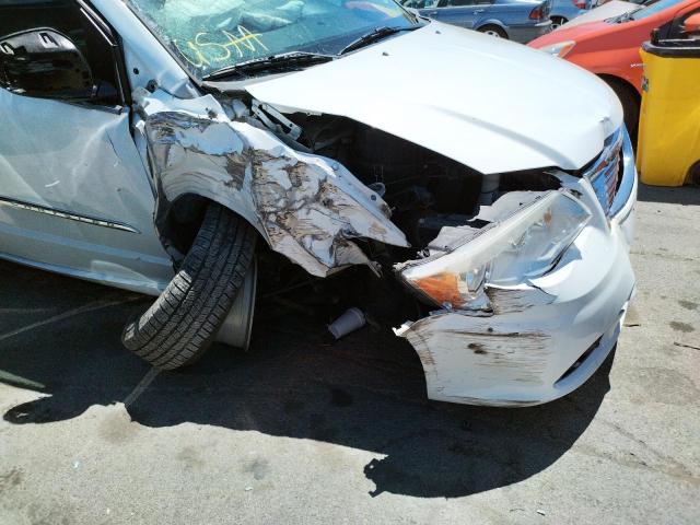 Photo 9 from auction – 2014 CHRYSLER TOWN & COU with VIN 2C4RC1BG7ER325501