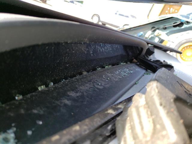 Photo 8 from auction – 2016 TOYOTA PRIUS with VIN JTDKARFU8G3526731