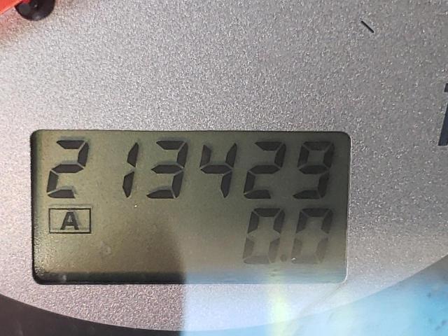 Photo 8 from auction – 2003 NISSAN MAXIMA with VIN JN1DA31D23T501401