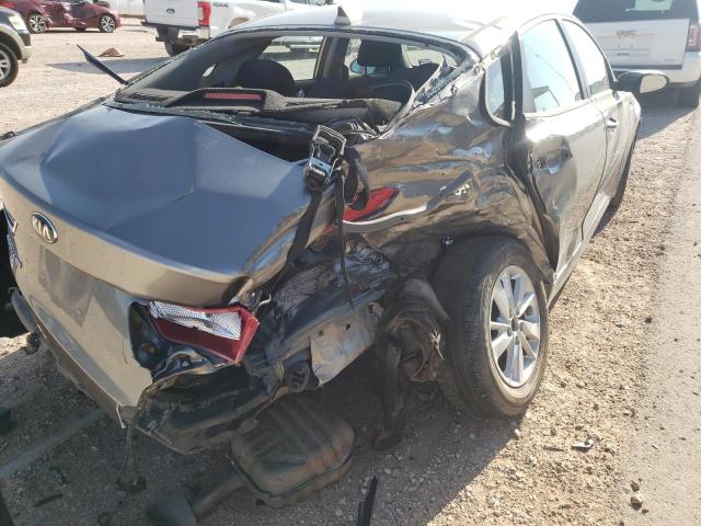 Photo 9 from auction – 2016 KIA OPTIMA LX with VIN 5XXGT4L32GG104694