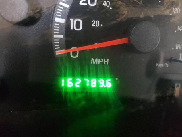 Photo 8 from auction – 2000 FORD F150 with VIN 1FTRX17W5YKA75666