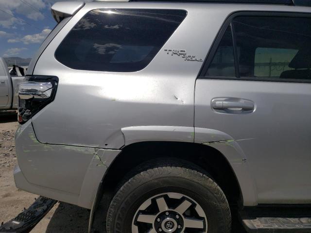 Photo 9 from auction – 2020 TOYOTA 4RUNNER SR with VIN JTEBU5JR6L5801154