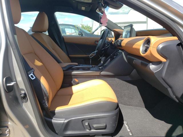 Photo 5 from auction – 2021 LEXUS IS 300 with VIN JTHA81F20M5046818