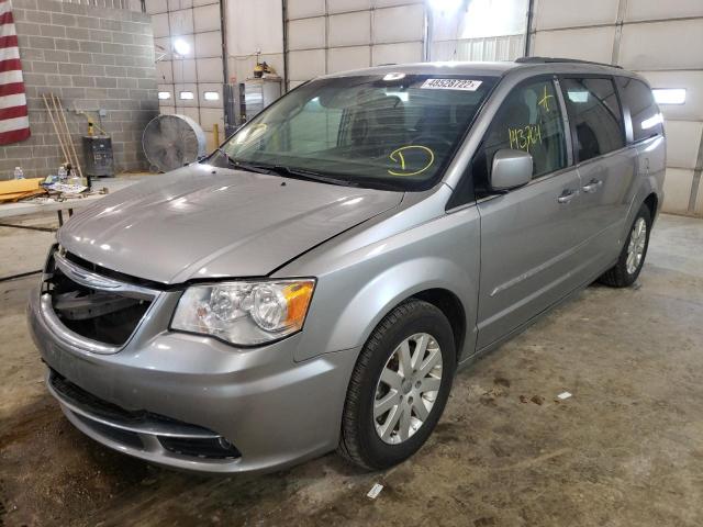 Photo 2 from auction – 2015 CHRYSLER TOWN & COU with VIN 2C4RC1BG4FR561377