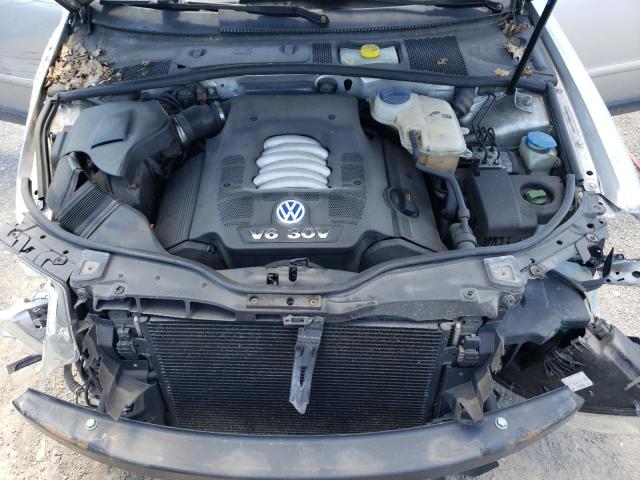 Photo 7 from auction – 2003 VOLKSWAGEN PASSAT GLX with VIN WVWTH63B53P358289