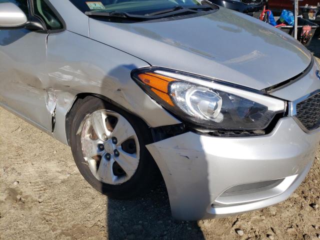 Photo 9 from auction – 2016 KIA FORTE LX with VIN KNAFK4A66G5495118