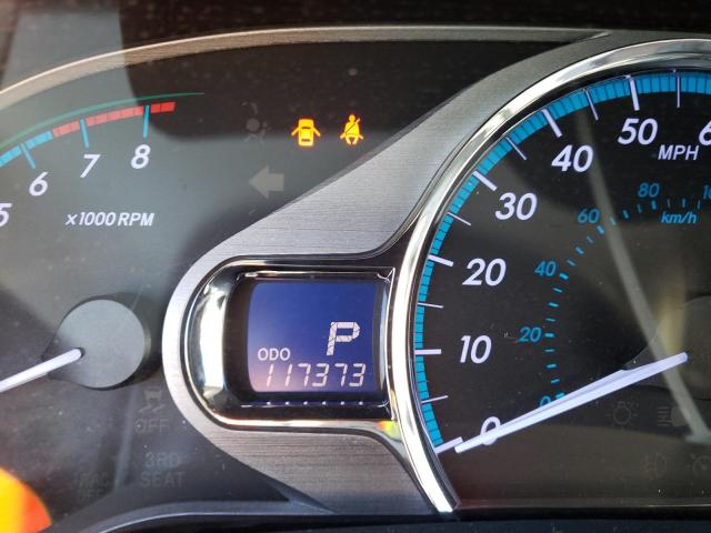 Photo 8 from auction – 2014 TOYOTA SIENNA XLE with VIN 5TDYK3DC1ES503172