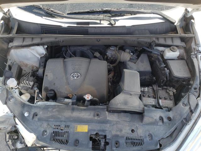 Photo 7 from auction – 2019 TOYOTA HIGHLANDER with VIN 5TDKZRFH3KS559557