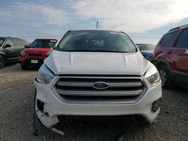 Photo 9 from auction – 2017 FORD ESCAPE SE with VIN 1FMCU9GD5HUD67555