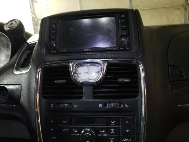 Photo 9 from auction – 2014 CHRYSLER TOWN & COU with VIN 2C4RC1BG2ER396038
