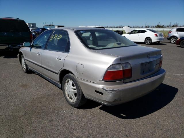 Photo 3 from auction – 1997 HONDA ACCORD LX with VIN 1HGCD5630VA020106