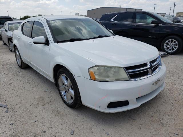 DODGE AVENGER MA 2011 مع رقم تعريف المركبة 1B3BD1FBXBN557114 - صورة من المزاد