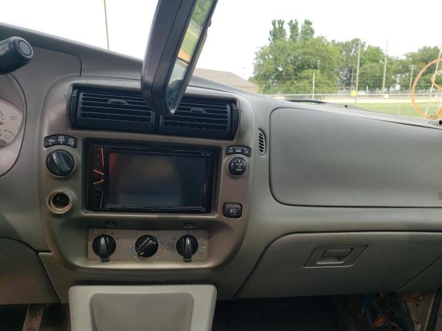 Photo 9 from auction – 2003 FORD EXPLORER S with VIN 1FMZU77E53UA50536