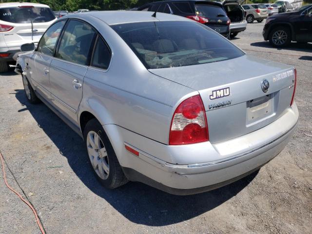 Photo 3 from auction – 2003 VOLKSWAGEN PASSAT GLX with VIN WVWTH63B53P358289