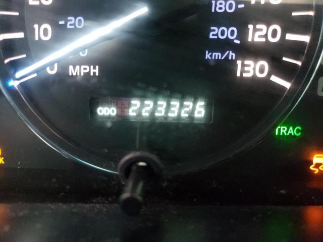 Photo 8 from auction – 2005 LEXUS LX 470 with VIN JTJHT00W754002825