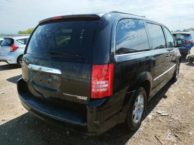 Photo 4 from auction – 2010 CHRYSLER TOWN & COU with VIN 2A4RR8D19AR423465