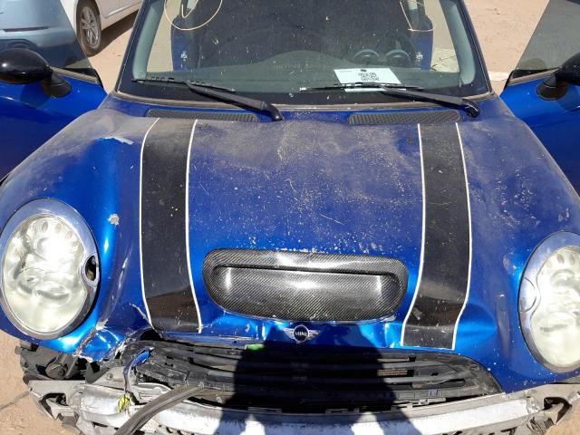 Photo 7 from auction – 2006 MINI COOPER S with VIN WMWRE33546TL16720