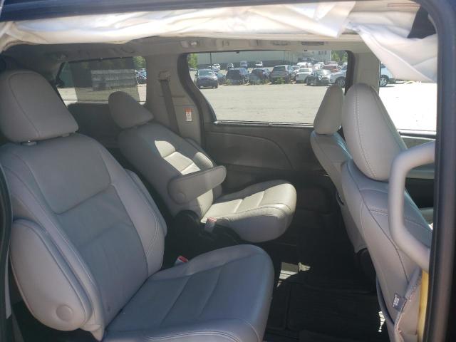 Photo 6 from auction – 2017 TOYOTA SIENNA XLE with VIN 5TDDZ3DC4HS183487