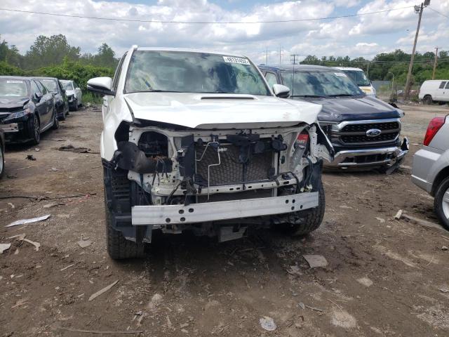 Photo 9 from auction – 2015 TOYOTA 4RUNNER SR with VIN JTEBU5JR6F5273393