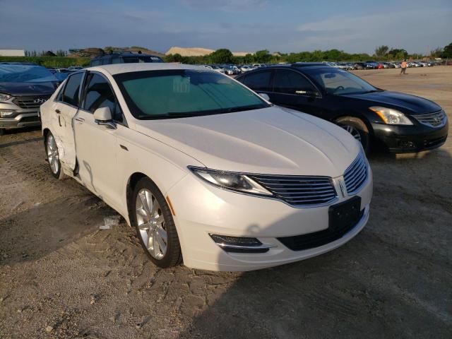 LINCOLN MKZ 2015 with VIN 3LN6L2G92FR619253 - Photo from auction