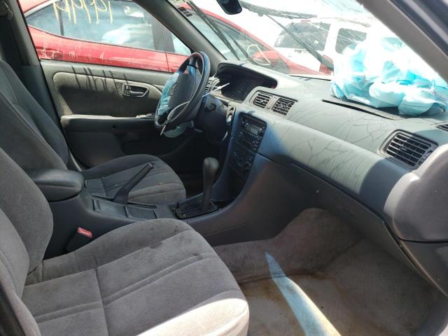 Photo 5 from auction – 2000 TOYOTA CAMRY CE with VIN 4T1BG22K4YU629856