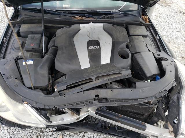 Photo 7 from auction – 2013 HYUNDAI GENESIS 3. with VIN KMHGC4DD8DU225299