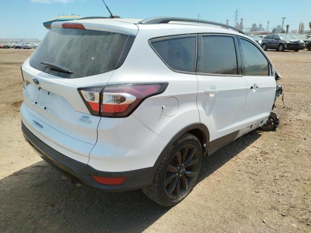 Photo 4 from auction – 2017 FORD ESCAPE SE with VIN 1FMCU0GD8HUC26524
