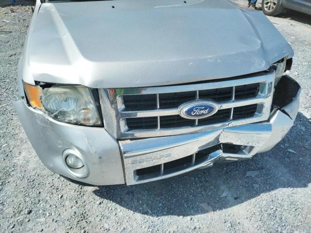 Photo 9 from auction – 2011 FORD ESCAPE LIM with VIN 1FMCU0E70BKC08437