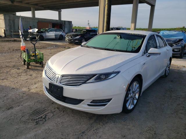 Photo 2 from auction – 2015 LINCOLN MKZ with VIN 3LN6L2G92FR619253