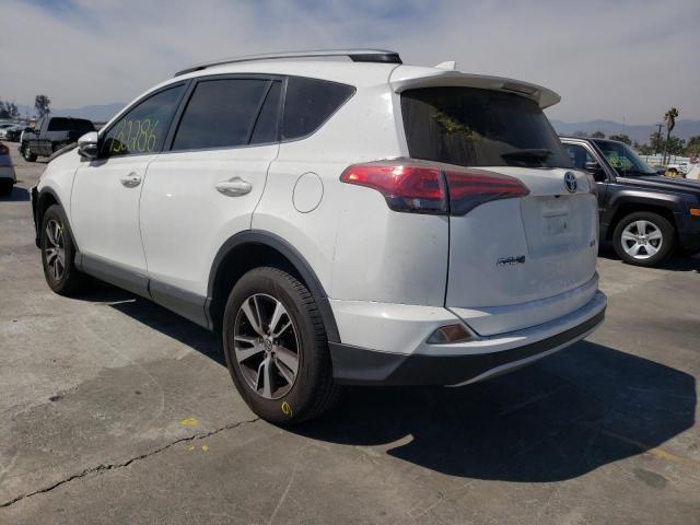 Photo 3 from auction – 2017 TOYOTA RAV4 XLE with VIN JTMWFREV7HJ113936